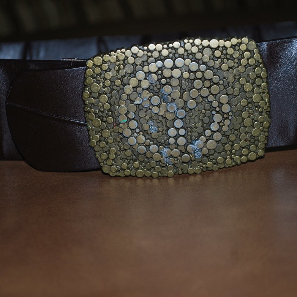 Vinatge belt, brown, 39 1/2 inches without buckle